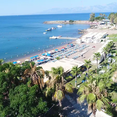 Hotel Lara World