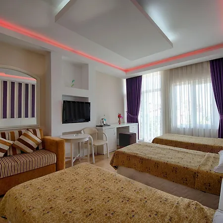 Hotel Lara World 3*