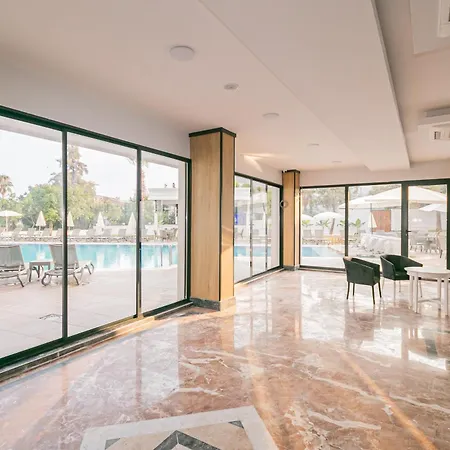 Hotel Lara World Antalya